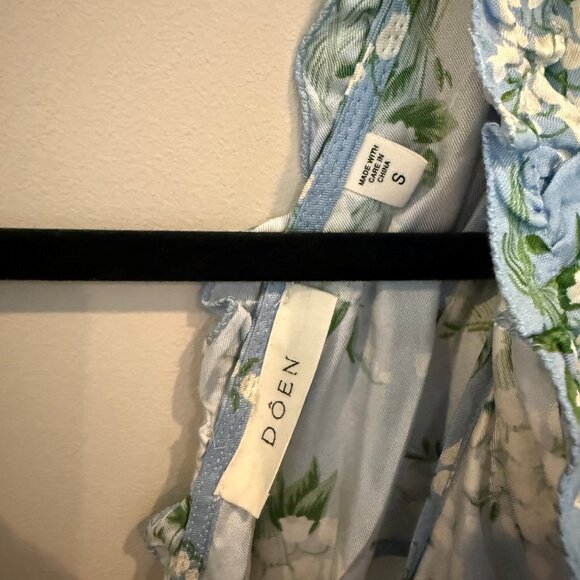 Doen Tayla Dress in Sky May Bell Floral SZ S - Picture 8 of 8